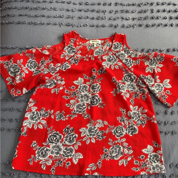 Women's Floral Top Bundle - Red and Yellow - Picture 2 of 8